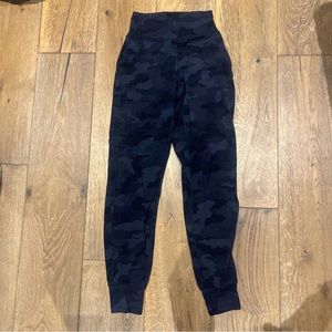 Lululemon High Rise Align joggers size 2